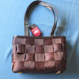 Harvey's Seatbelt Bag - Croc pattern